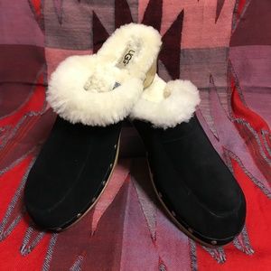 UGG AUSTRALIA Kalie BLACK SUEDE SHEARLING MULE 10
